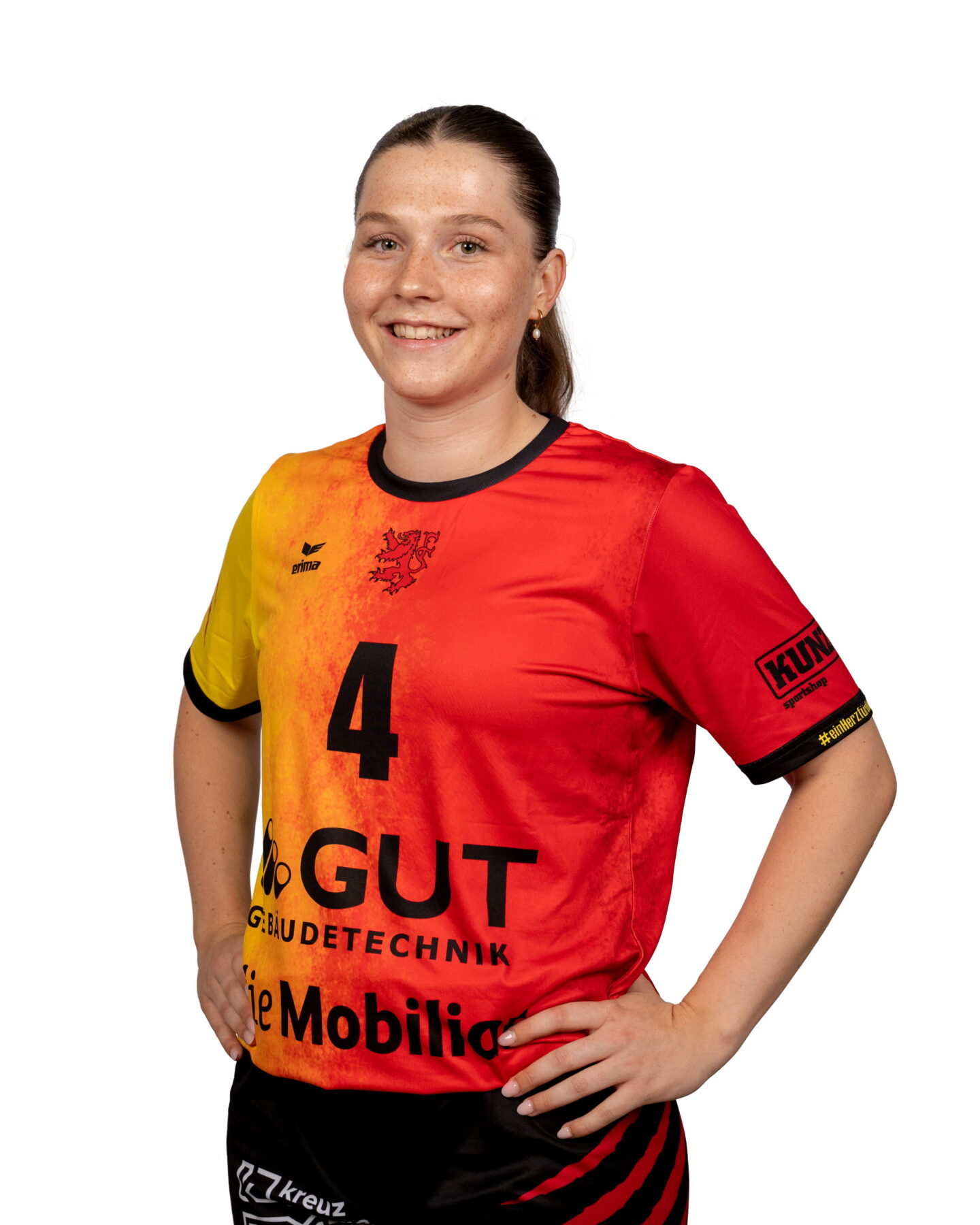 4-LiviaPortmann_Damen1_26-27_Handball